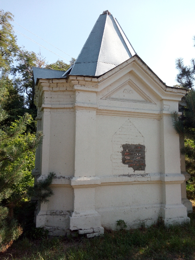 Кладбище кочующих памятников