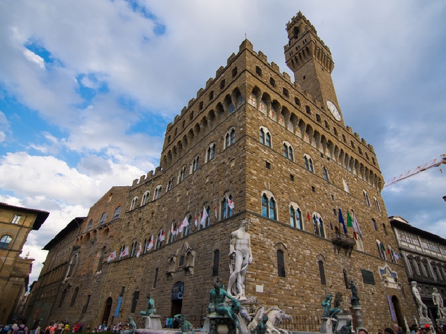 ПАЛАЦЦО ВЕККЬО: ПО СЛЕДАМ ИСТОРИИ