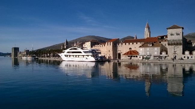 ЭКСКУРСИЯ ПО ТРОГИРУ