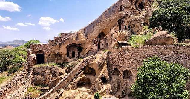 Давид Гарежи Тур