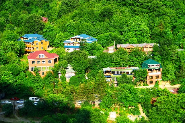 Термальные воды , лечебные озера , источники