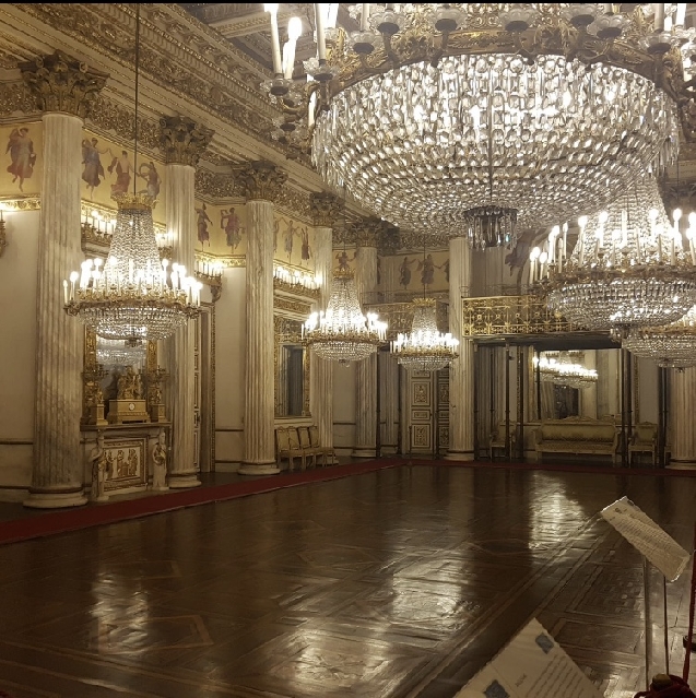 Королевский Дворец. Оружейная палата