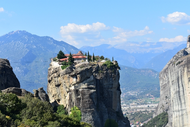 Метеоры. «Монастыри парящие над землей»