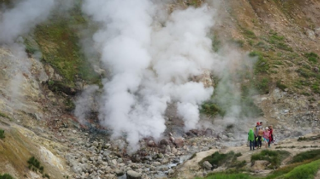 Экскурсия в малую долину гейзеров