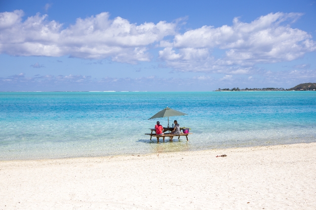 50 оттенков голубого Бора-Бора