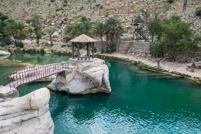 Вади Бани Халид и пески Вахиба