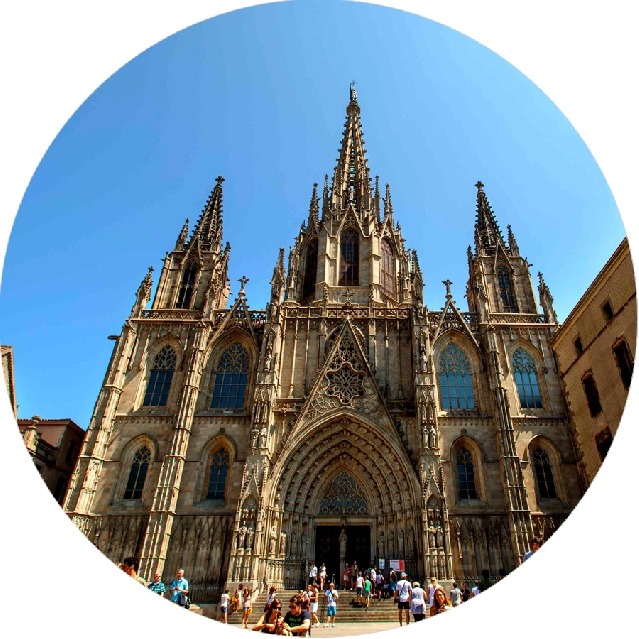 Обзорная пешеходная фотопрогулка по старому городу