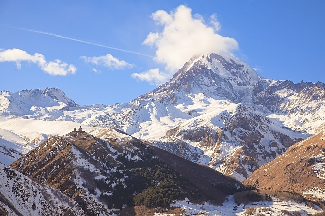 Красавец Казбег