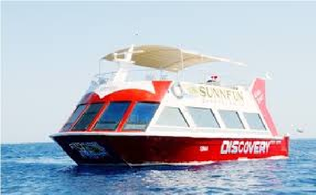 ЛОДКА С ПРОЗРАЧНЫМ ДНОМ