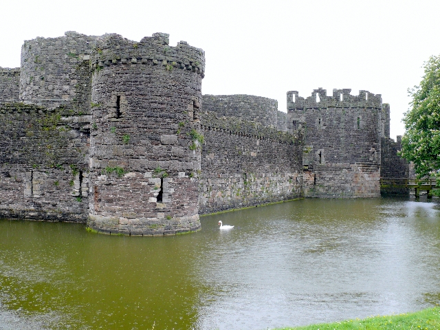 Замки Уэльса