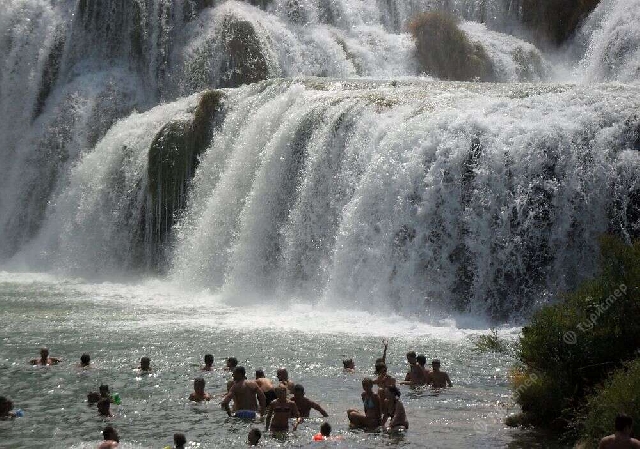 Крка — Скрадинский бук — Рожский водопад