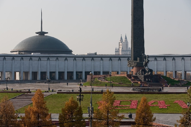 Памятники на поклонной горе в москве описание и фото