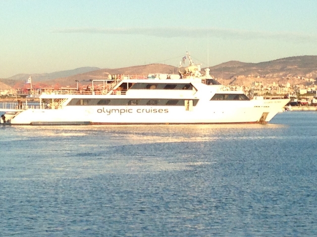 Однодневный круиз на 3 острова-Эгина, Идра, Порос в группе на корабле 