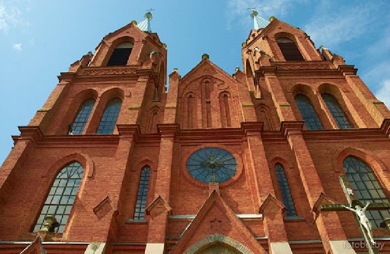 5.	Дорога в Лиду, экскурсия по Лиде. В гости к Гедимину.