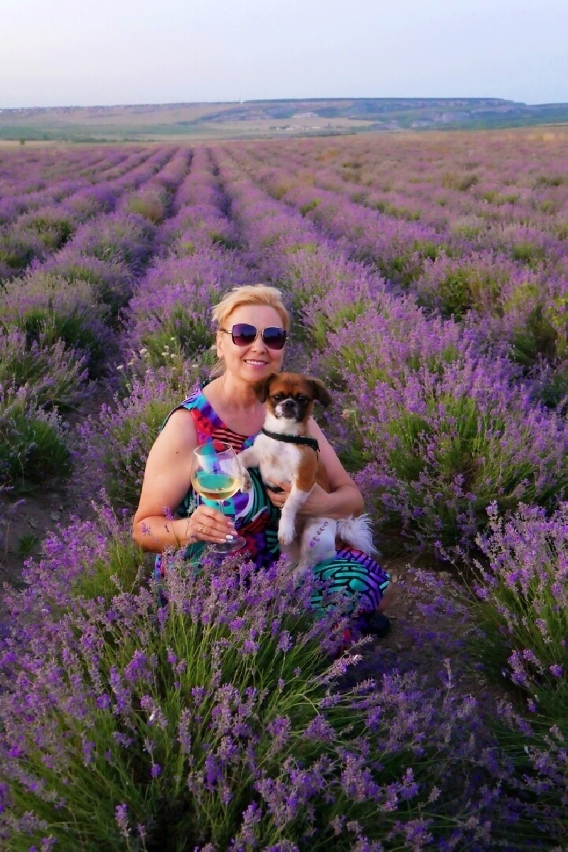 Цветочный рай Крыма ( лавандовый,персиковый,черешневый...)