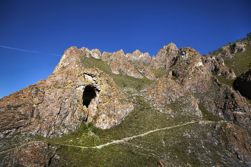 Экскурсия на скальный массив Тогыс – Ас «ТРОПА ПРЕДКОВ»