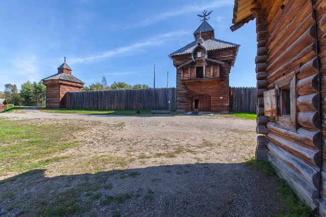 Архитектурно-этнографический музей ТАЛЬЦЫ и Листвянка