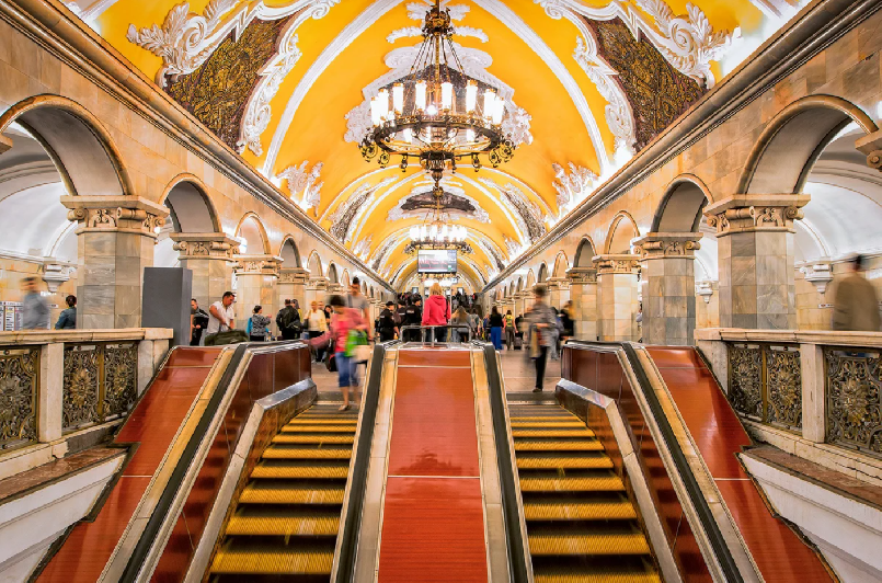 Метро с искусствоведом. Вехи и образы. 