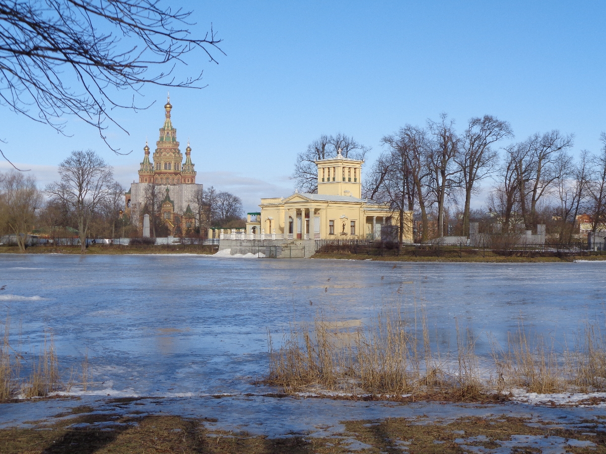 Петергоф без фонтанов