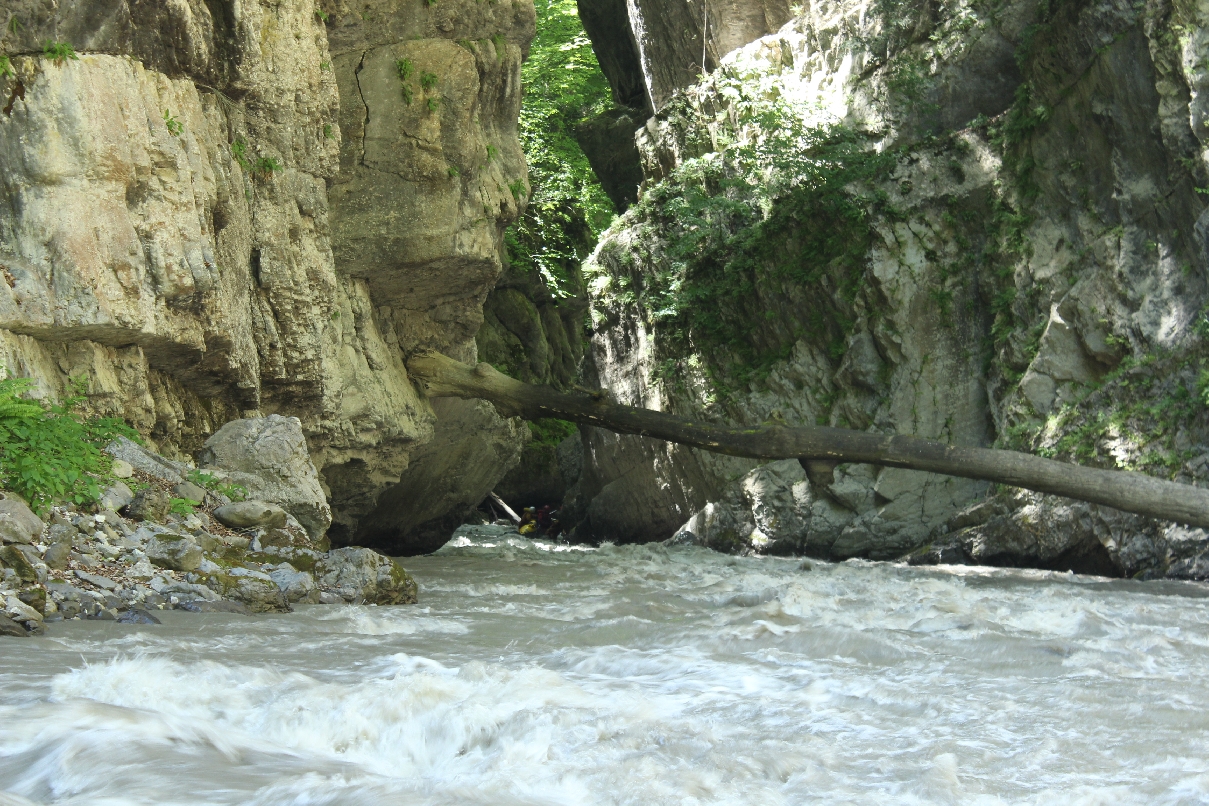 Экскурсия по Аргунскому ущелью