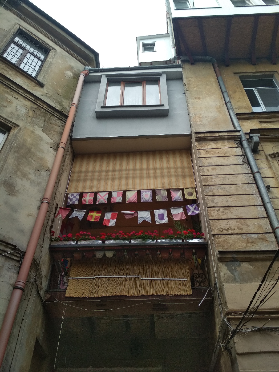 Дворики раскрывают секреты