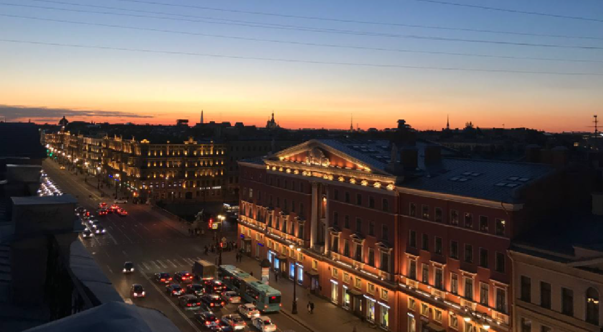 Групповая экскурсия по крышам в Санкт-Петербурге