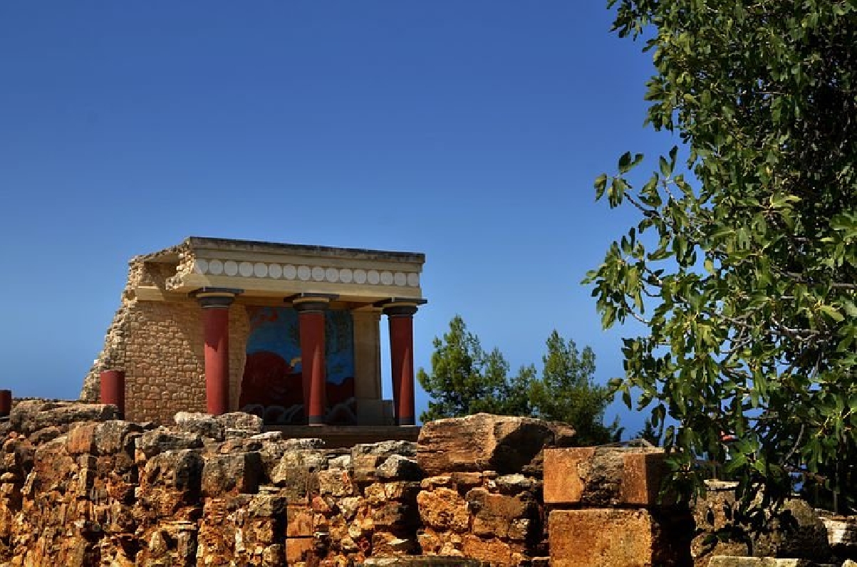 Кноссий Дворец -Археологический Музей и город Ираклион!