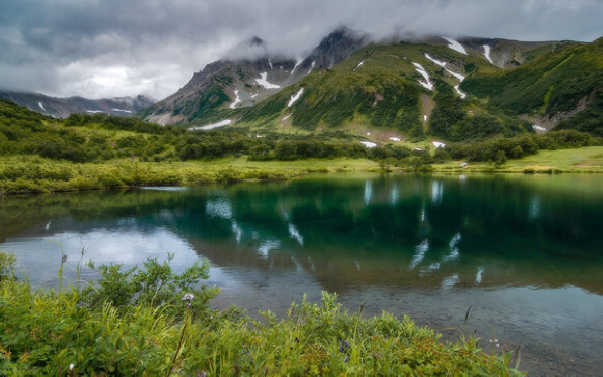 ГОРНЫЙ МАССИВ ВАЧКАЖЕЦ