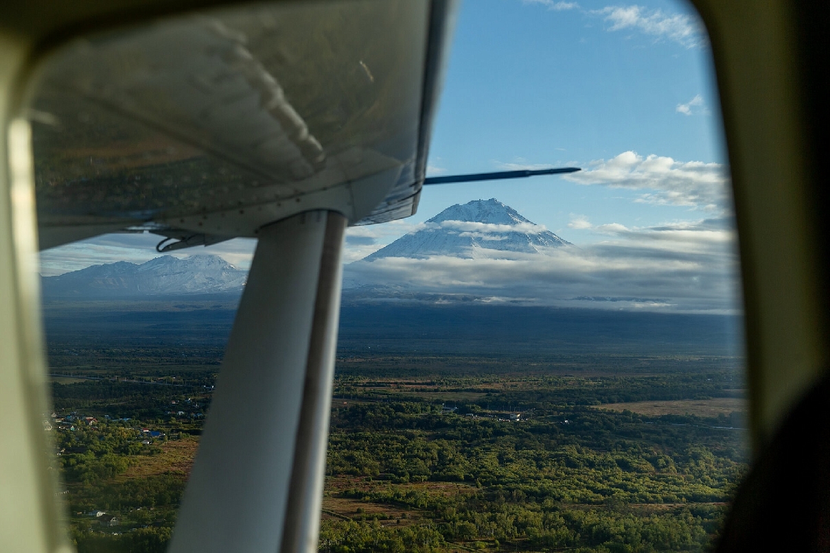 ОБЛЕТ ВУЛКАНОВ 