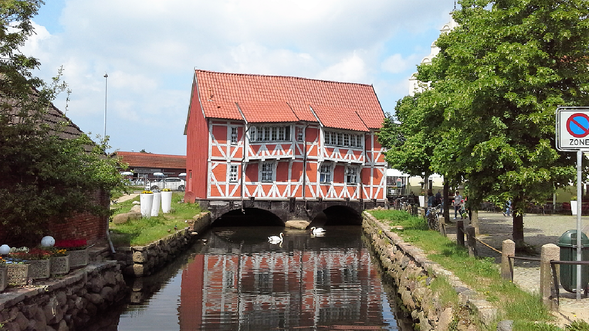 Висмар —  по следам Ганзы, шведов и ГДР