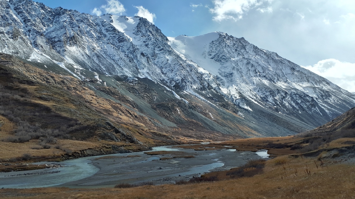 Экспедиционный джип-тур «Дорогами Чингисхана»  с пешим трекингом налегке