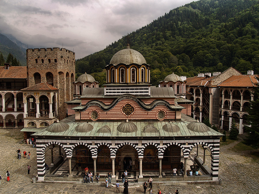 Экскурсия в Рильский Монастырь - самое святое место Болгарии