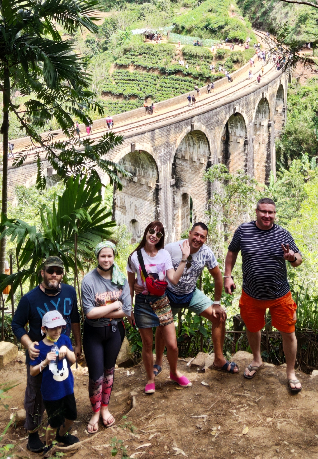 Удивительный городок в горах в Шри-Ланки.