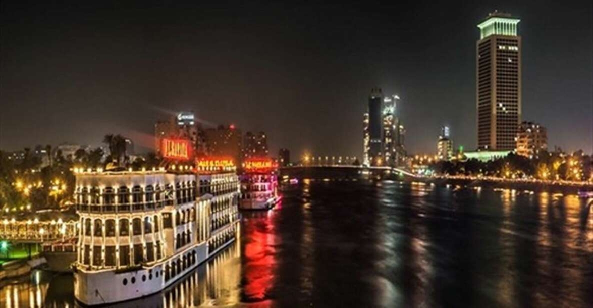 Вечерний круиз по Нилу с ужином и шоу-программой