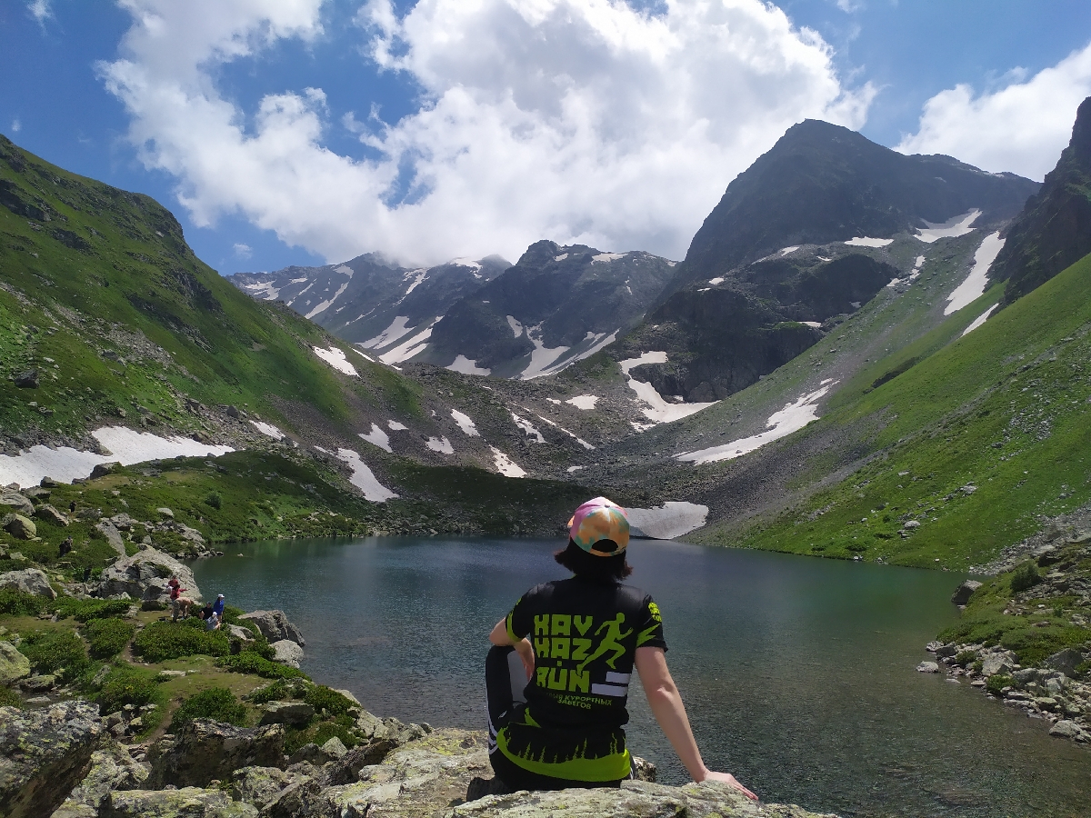 Трек на Озеро Семицветное 