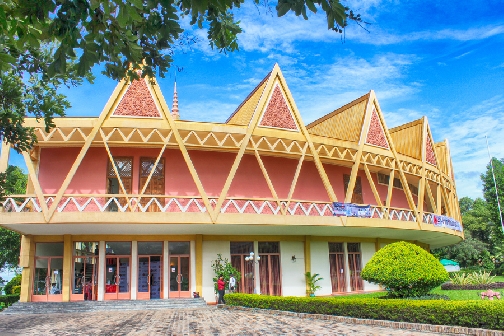 Пномпень. История и архитектура города.