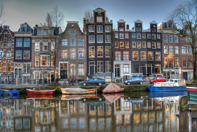 Индивидуальные экскурсии по Амстердаму с профессиональным гидом.