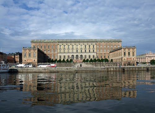 Рабочая резиденция шведского короля – Королевский дворец и Сокровищница.