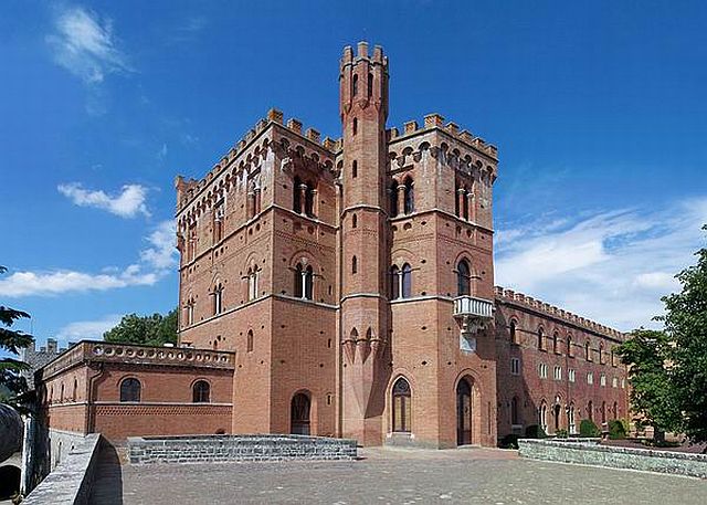 Экскурсия по замкам Тосканы с дегустацией вина