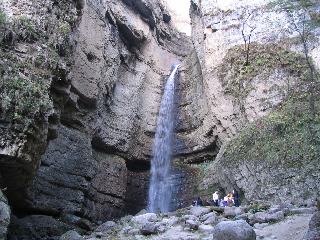 Чегемские водопады фото летом